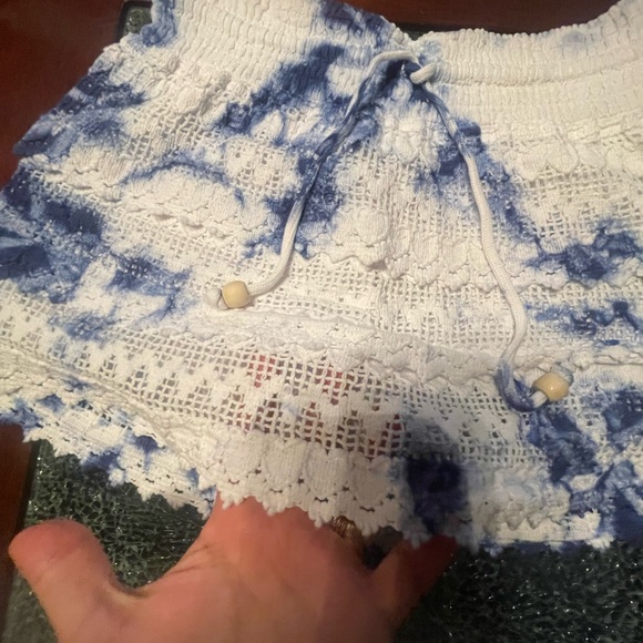 Blanco White & Blue Tye-Die Ruffled skirt w Short pants Under Size Small - Picture 8 of 14